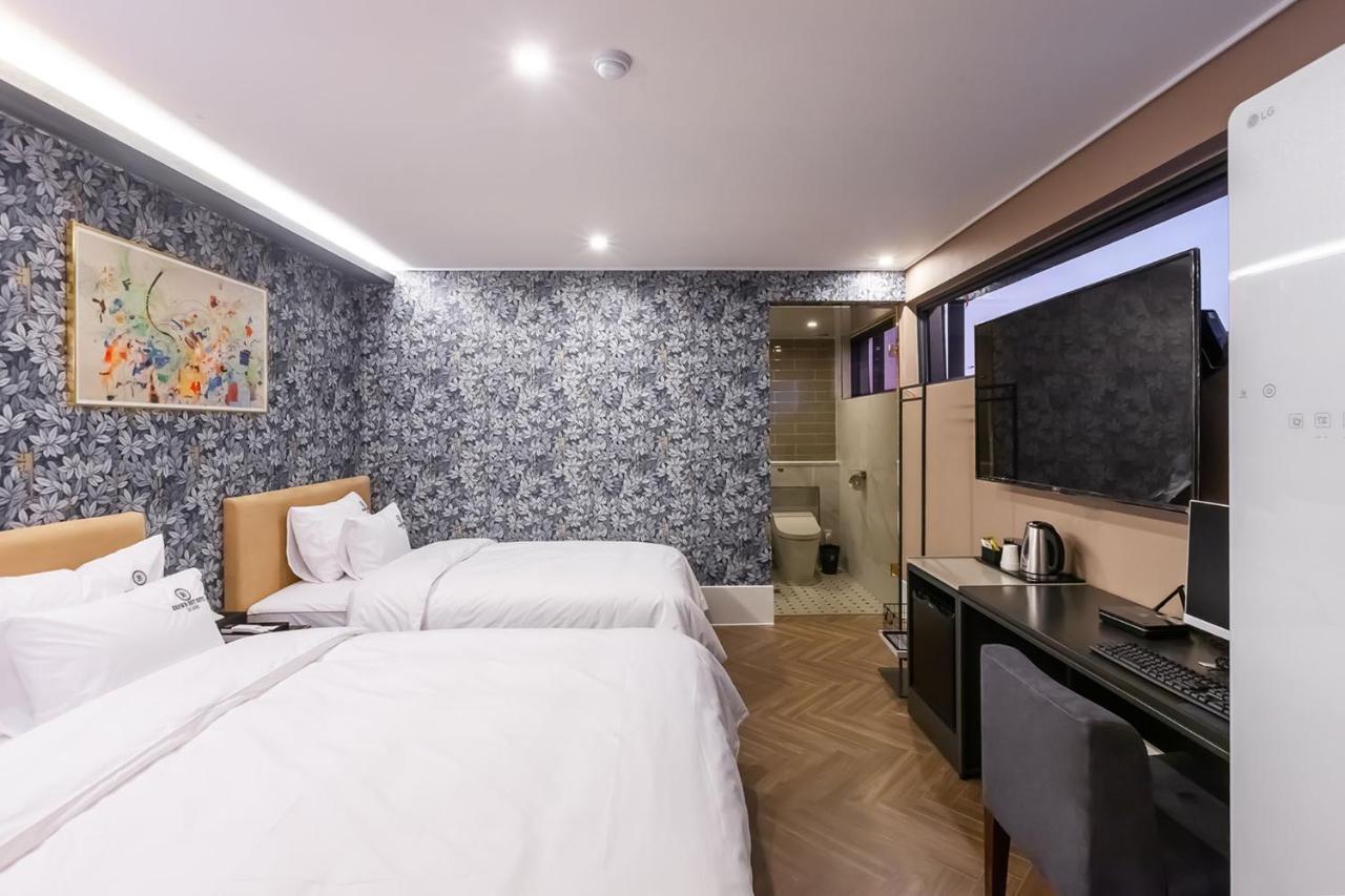 Browndot Hotel Sasang Renecite Busan Exterior foto